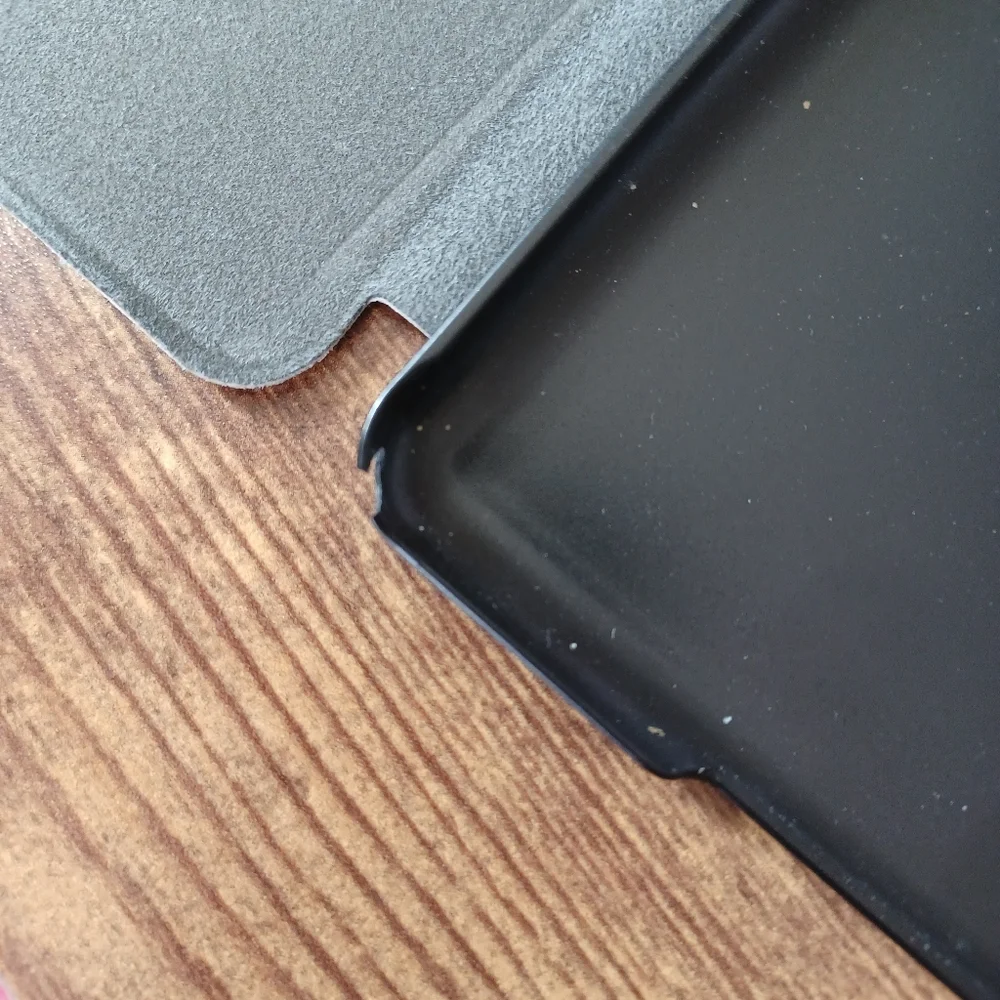 Kindle hard floral cover 7.5
